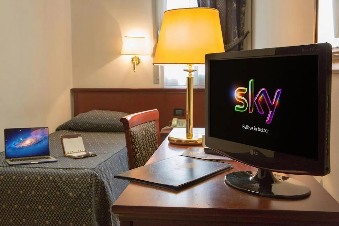 ***  Hotel Leonardo Brescia Italy